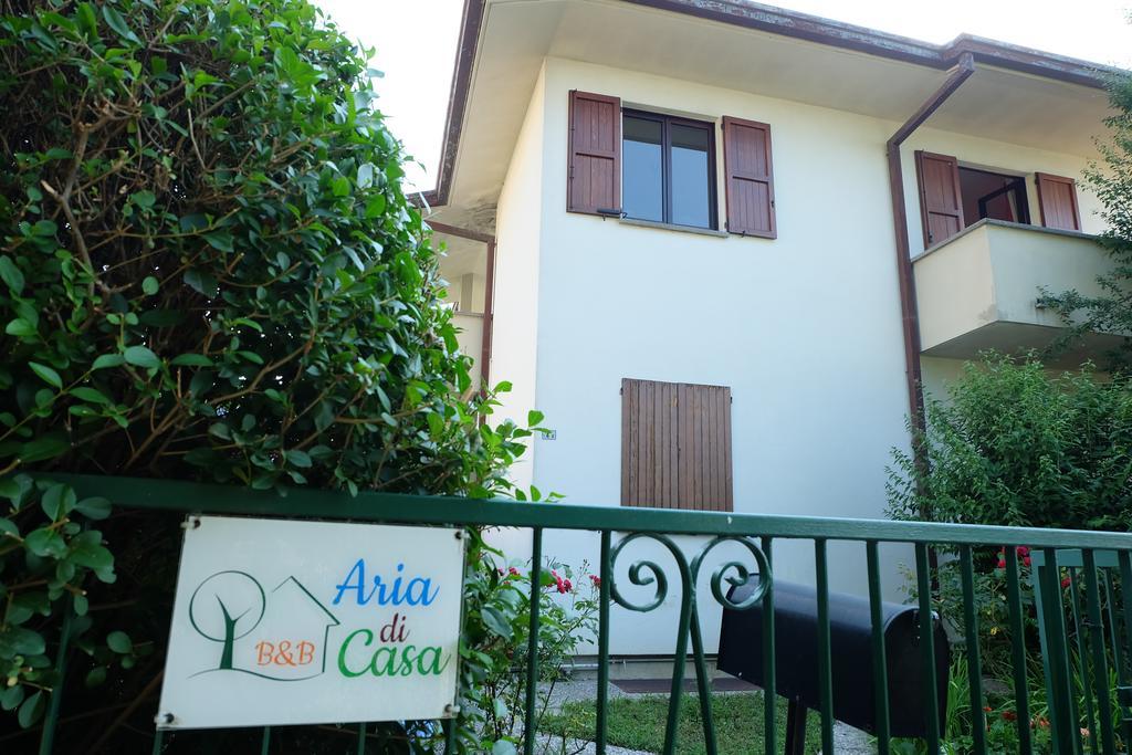Aria Di Casa B&B Cantù Exteriör bild