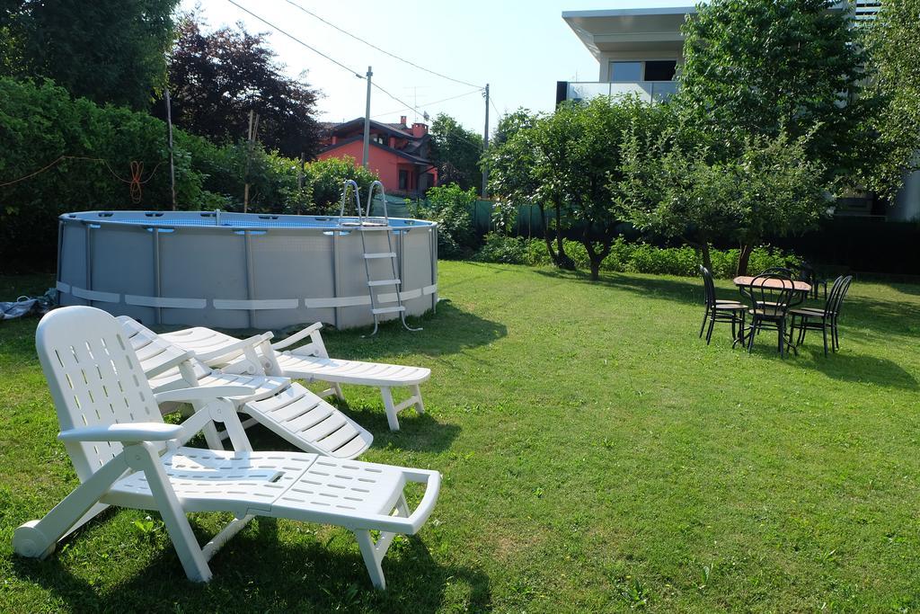 Aria Di Casa B&B Cantù Exteriör bild